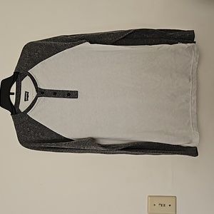 Small Levi's Long Sleeve Shirt‎